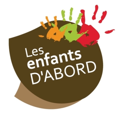 Les Enfants D'Abord
