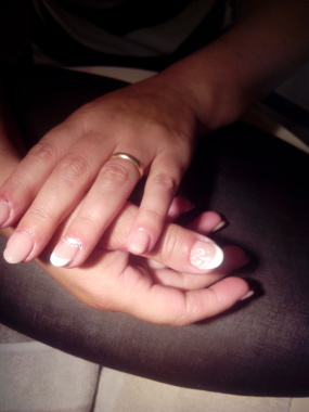 Ricostruzione in gel con decoro