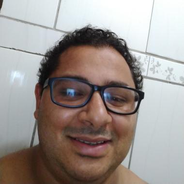 Manutear