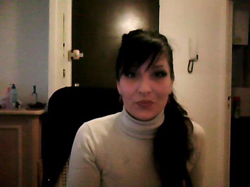 natacha, 26 ans disponibles tous les jours sauf lundi et mardi.