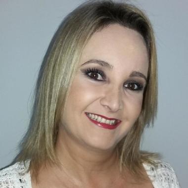 Fisioterapeuta Graziela Mello