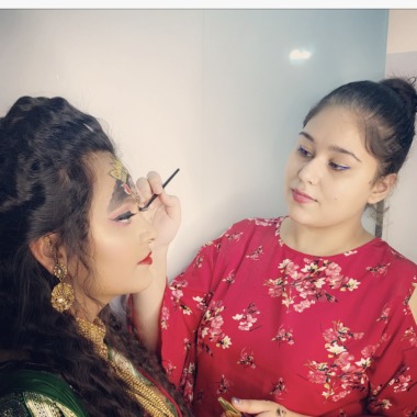 Makeup Artist