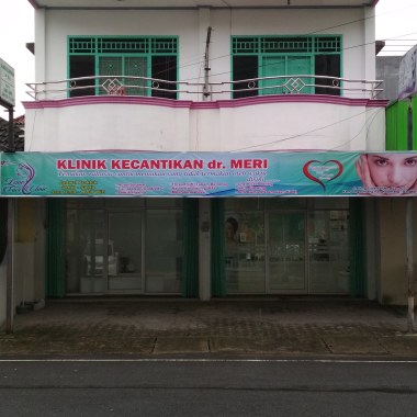 Klinik Kecantikan Dokter Meri