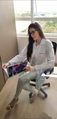 Estou sempre me atualizando e estudando, para levar o melhor aos meus pacientes
