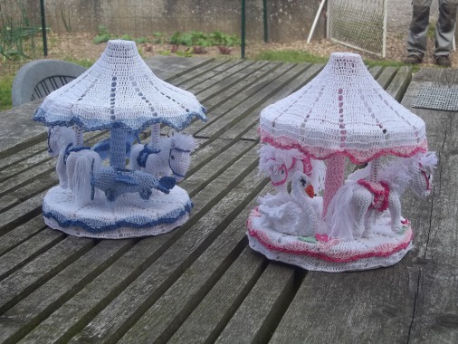 petit manéges cadeaux pour parain et maraine