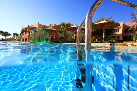 MANTENIMIENTO PISCINAS