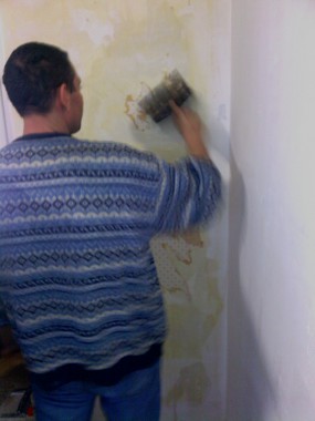 Petits travaux domestique...
Mise en peintures