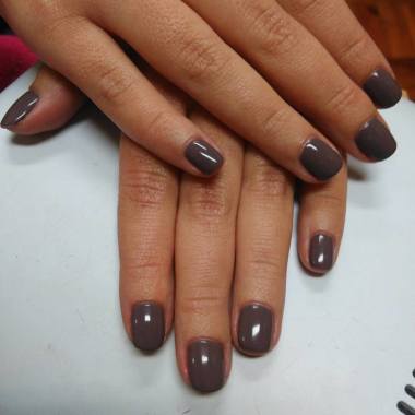 Verniz de Gel - Marca Andreia - Cinzento.