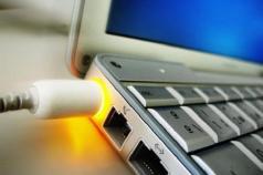 Nous sommes specialistes de la réparation d'ordinateurs portables , laptop