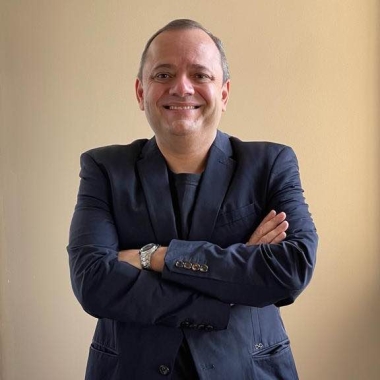 Dr. Ricardo Costa