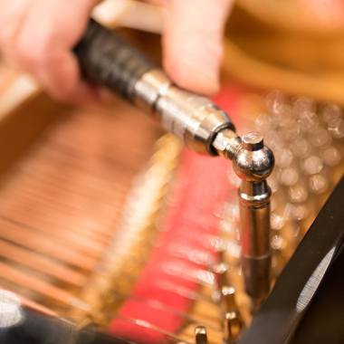 Accordage de pianos et déplacements en Alsac, Vosges, Moselle. Retrouvez plus de détails sur www.lecomptoirdupiano.com