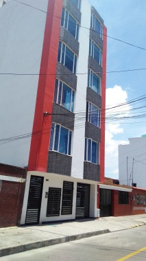 Pintura de fachada, y lavado de enchape de fachada con rince CORONA