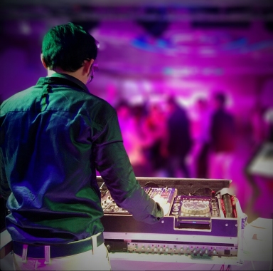 PROFSSIONAL DJ PARTY WITH JODHPUR NO. 1 DISC JOCKEY  ( DJ DEEMON )