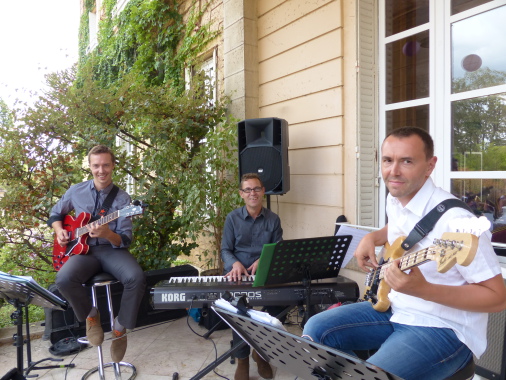 Trio jazzy cocktail live