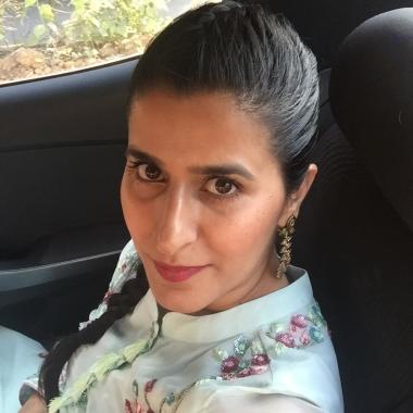 Khushbu Loynmoon