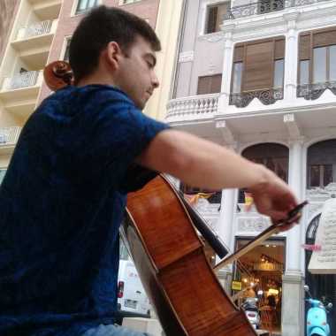 Profesor De Violonchelo O Lenguaje Musical