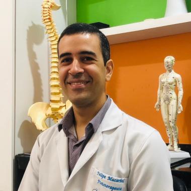 Dr. Felipe Mucarbel