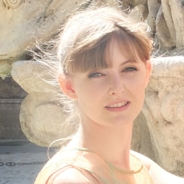 Yulia Joly