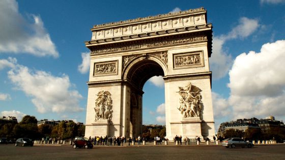 Particuliers....
Bien plus qu’un simple trajet, nous vous proposons un véritable moment d’évasion.