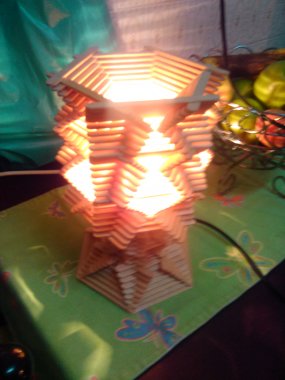 1* peca criada (candeeiro artesanal)