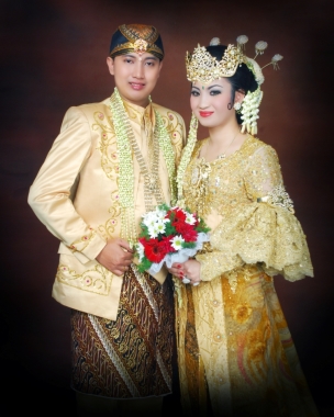 The Wedding Rini Antok balai kartika surabaya sunda siger