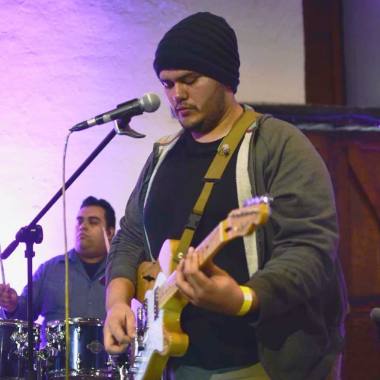Clases De Guitarra Principiantes-Medio