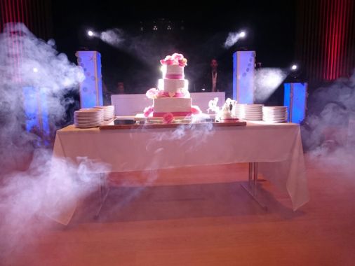 Gâteau de mariage avec programmation lumières 