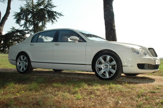 BENTLEY FLYING SPUR