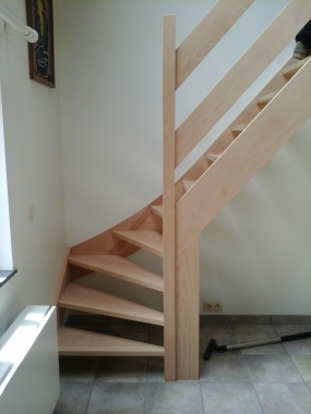Escalier en hêtre à claire voie