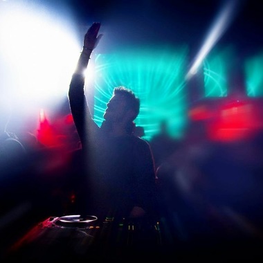 Dj