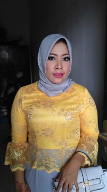 makeup bridesmaid