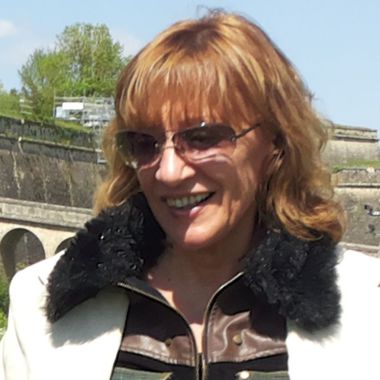 Michèle, Pitsiter.