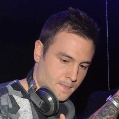 Dj 