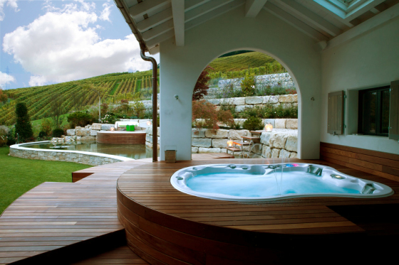 Installation d'un spa Amore Bay
