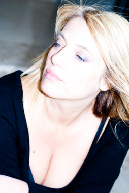 Portrait Eva Mazauric pour Closer