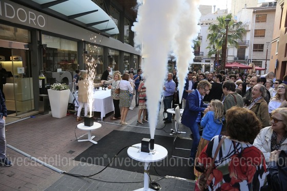Cañones megatrón y pirotécnia fría para todo tipo de eventos