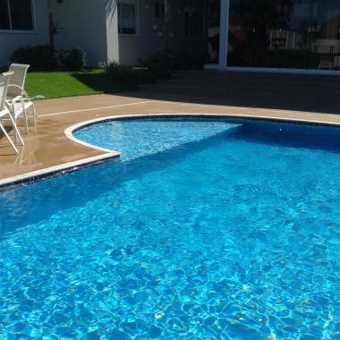 Piscineiro Josias