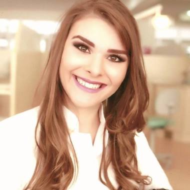 Cirurgiã Dentista Clinica Geral
