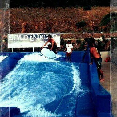 Soulspot-Escola De Surf E Bodyboard - Sesb