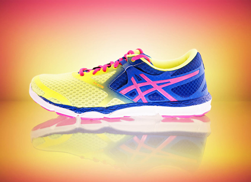 Packshot de chaussures de sport pour femme