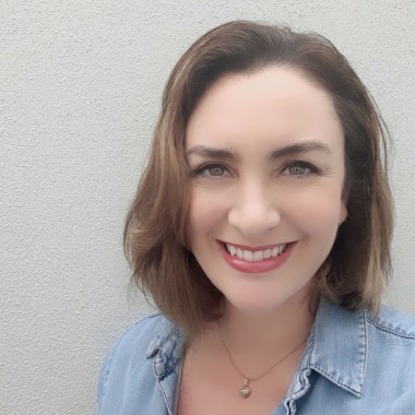 Isabella Reyes Buenaventura, Coaching ﹠ Communication