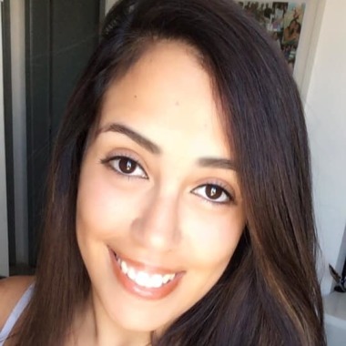 Professora De Português/Inglês