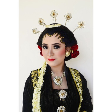 Freelance Makeup Artist Surabaya