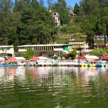 Yuvasan Tours & Travels