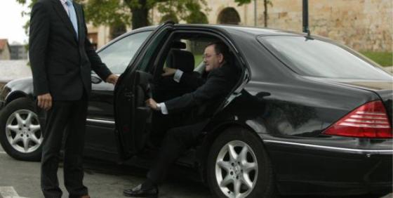 servicio de coche a disposicion