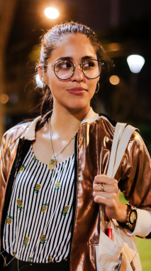 Retrato nocturno en exteriores. 