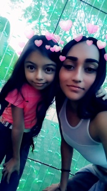 Cuidando hermana 