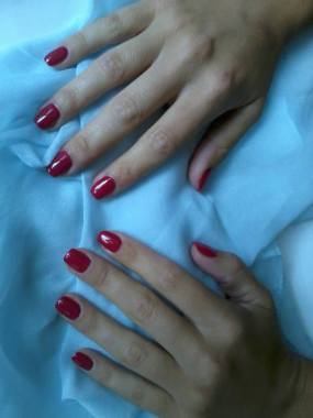 Pose de vernis semi-permanent OPI