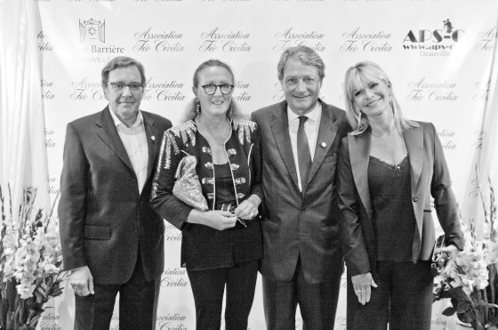 Dîner de gala en présence de mr Nonce Paolini patron de TF1 de son épouse et de mr phillippe augier et de son épouse