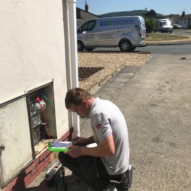 Fully qualified experienced electricians